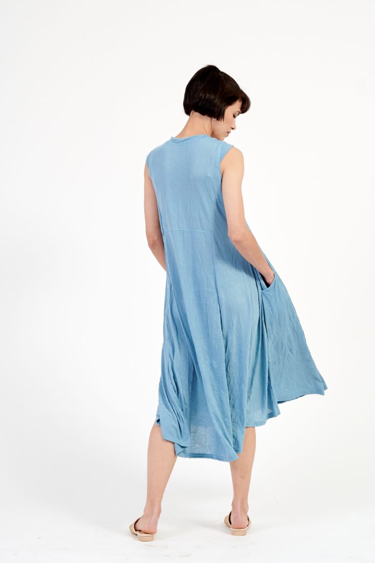 OUTLET שמלת הצללות שמלת הצללות