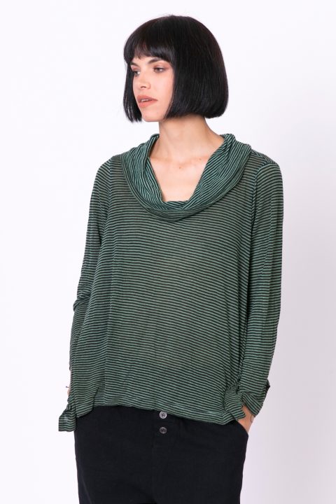 over size חולצת רגעים חולצת רגעים