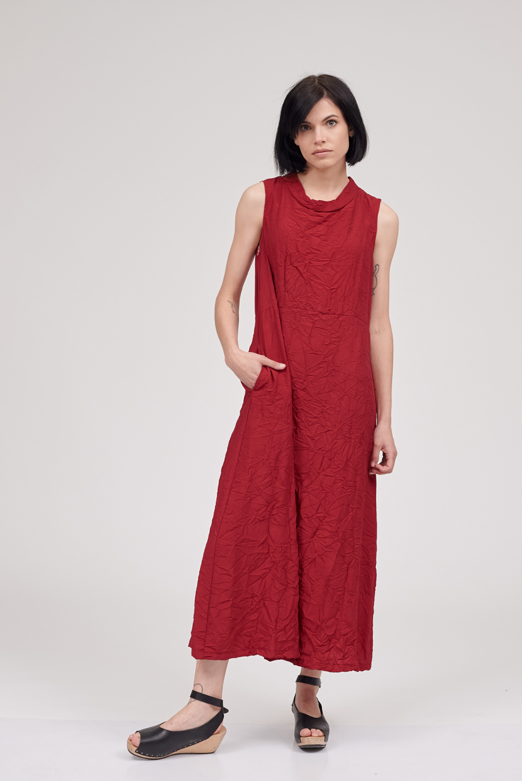 Designed שמלת תותים שמלת תותים