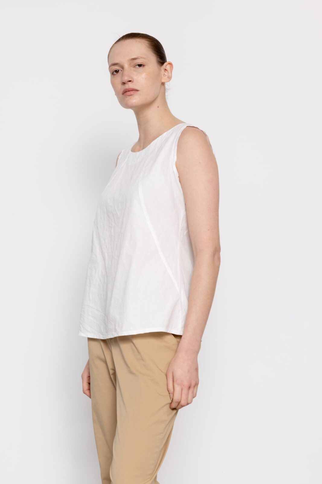 גופיה כדור - לבן