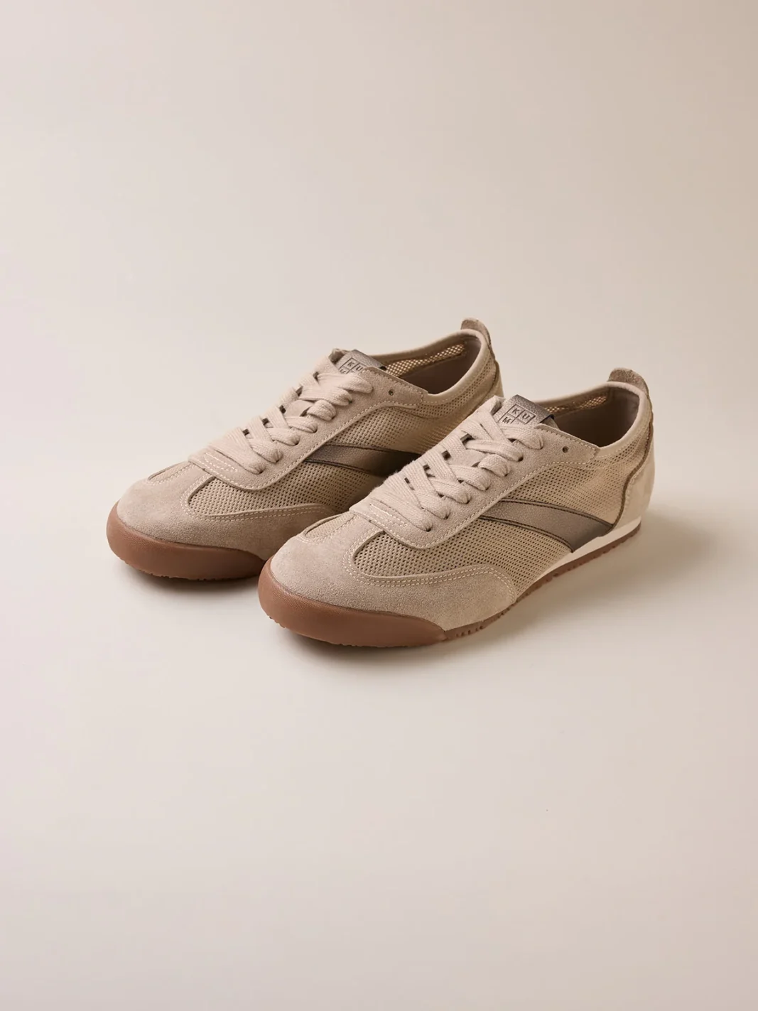 Airy Breeze sneakers - אבן